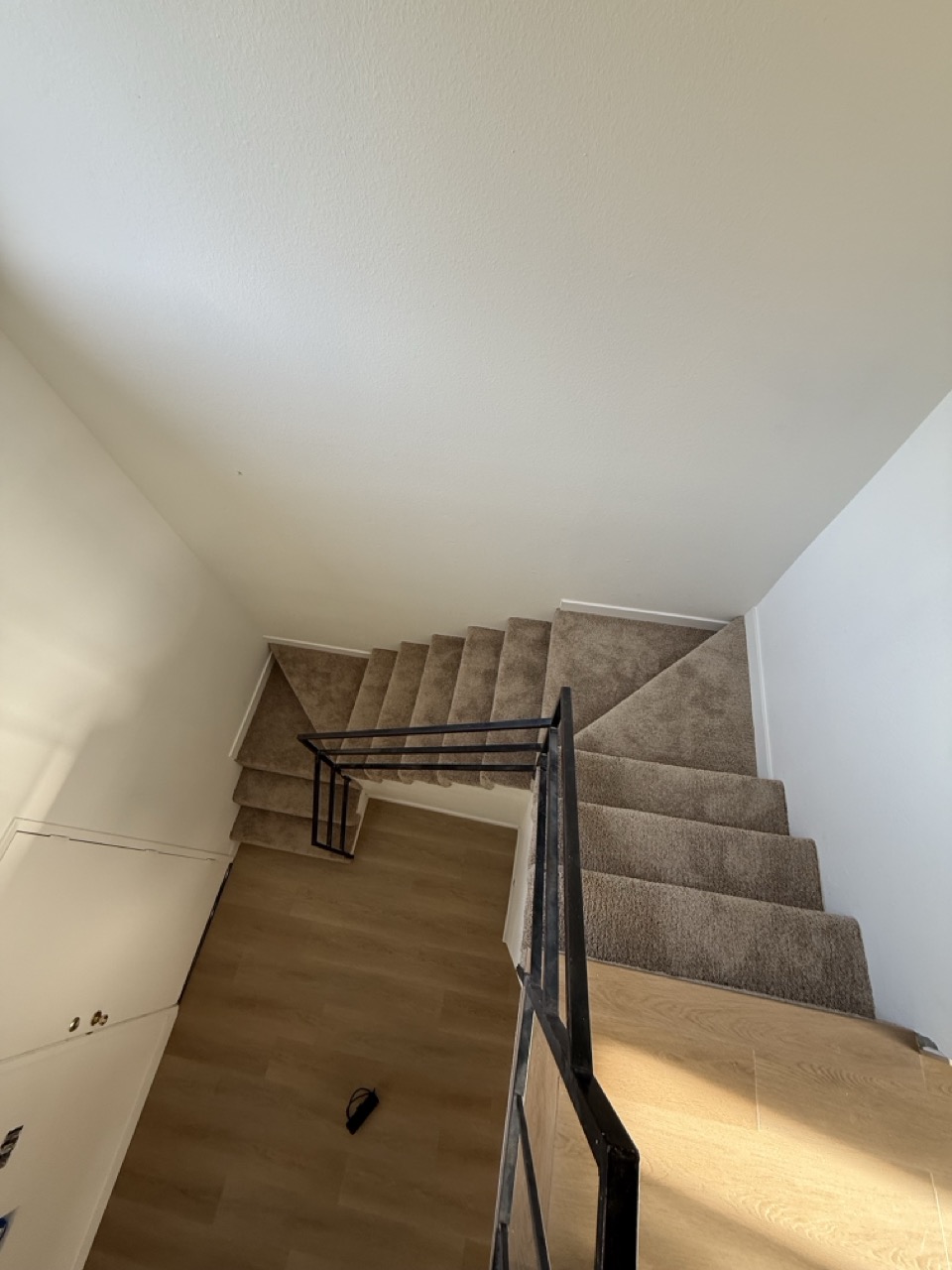 Costa Mesa Upper Staircase