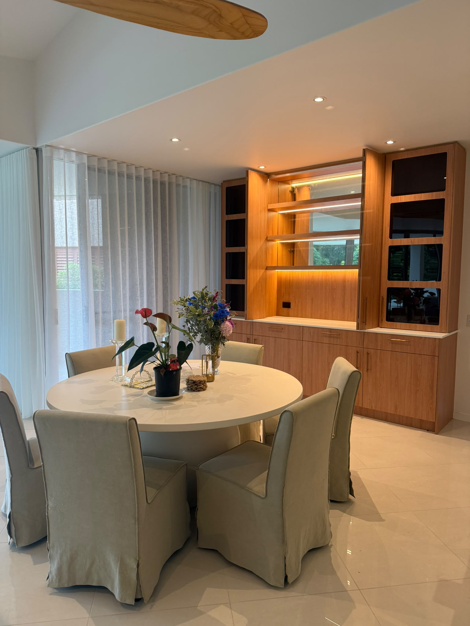 Custom display & storage cabinetry