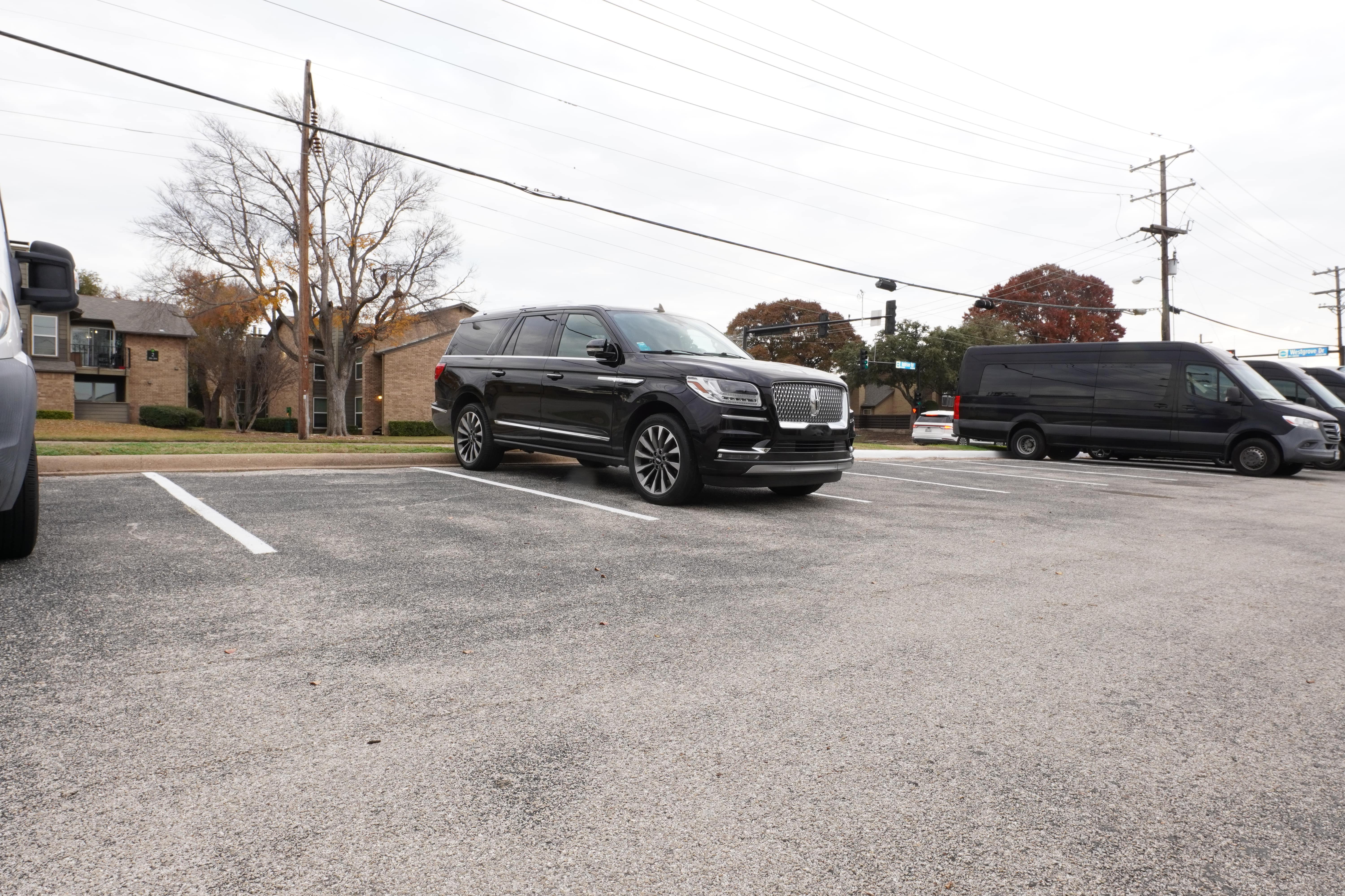 Luxury SUVs view 6
