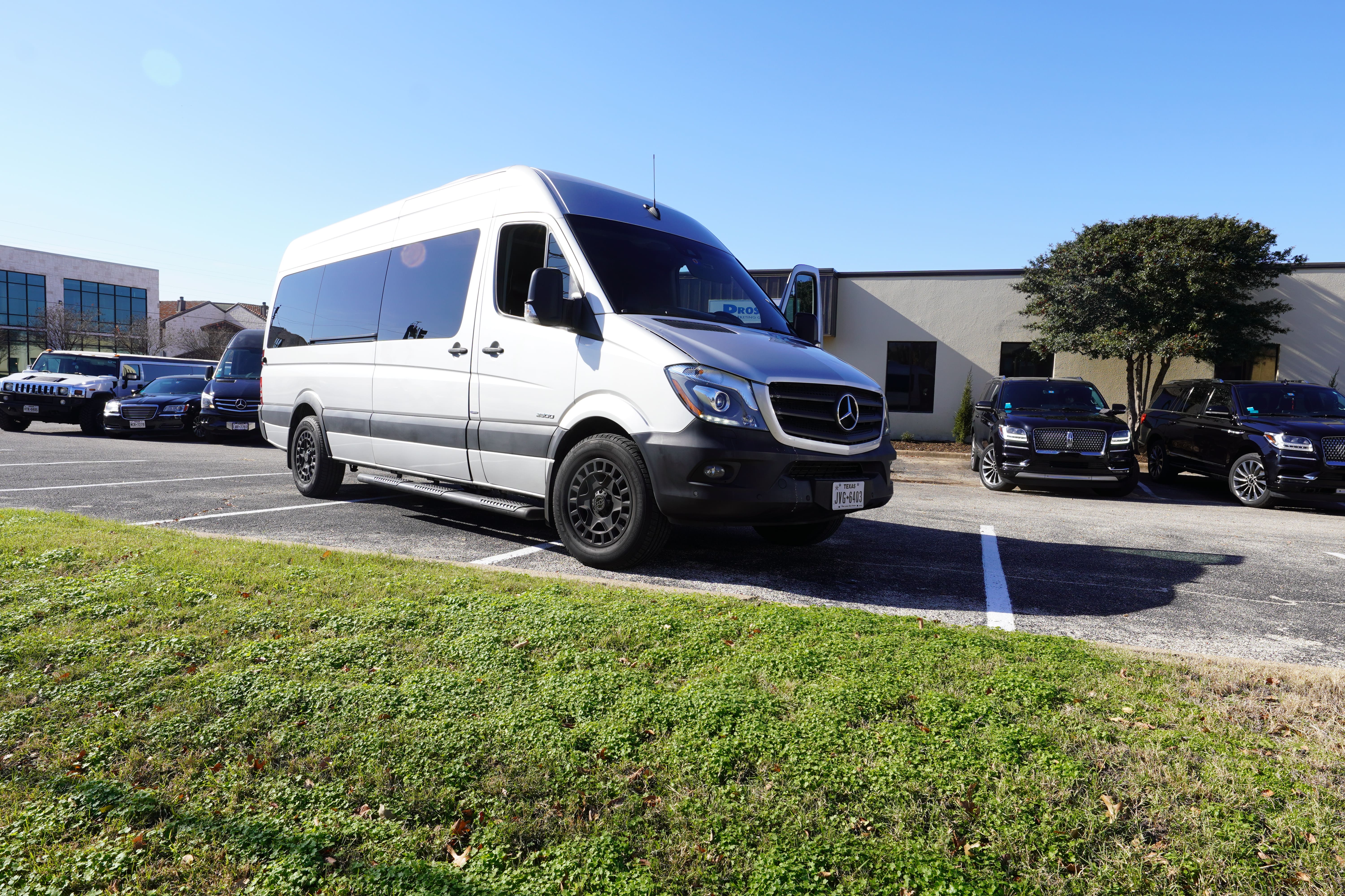 Mercedes Sprinter Executive view 3