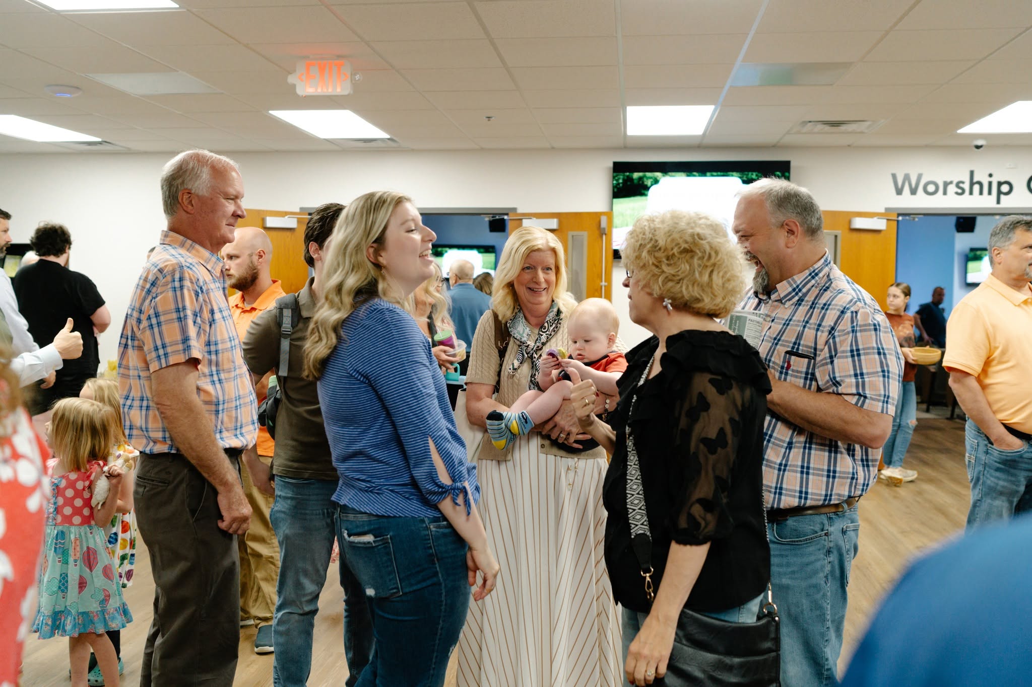 Northwoods Church congregation welcoming visitors