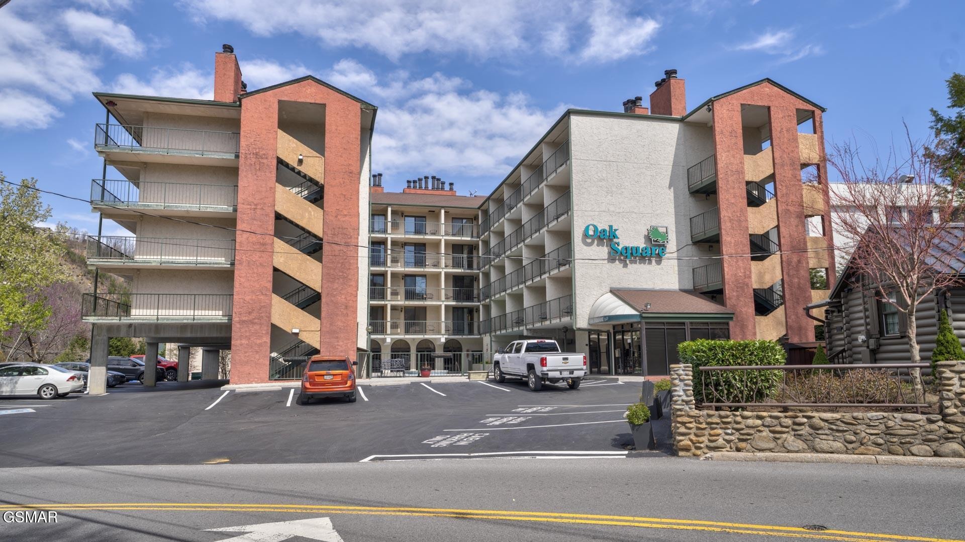 685 River Road #306, Gatlinburg, TN 37738
