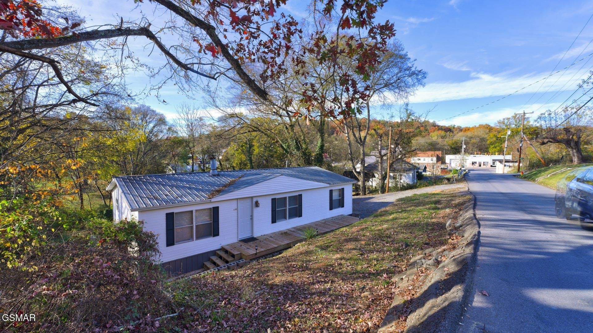 135 Blazer Street, photo 2 of 23