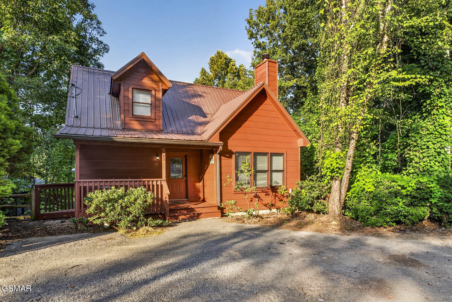442 Silver Maple Lane, Gatlinburg, TN 37738