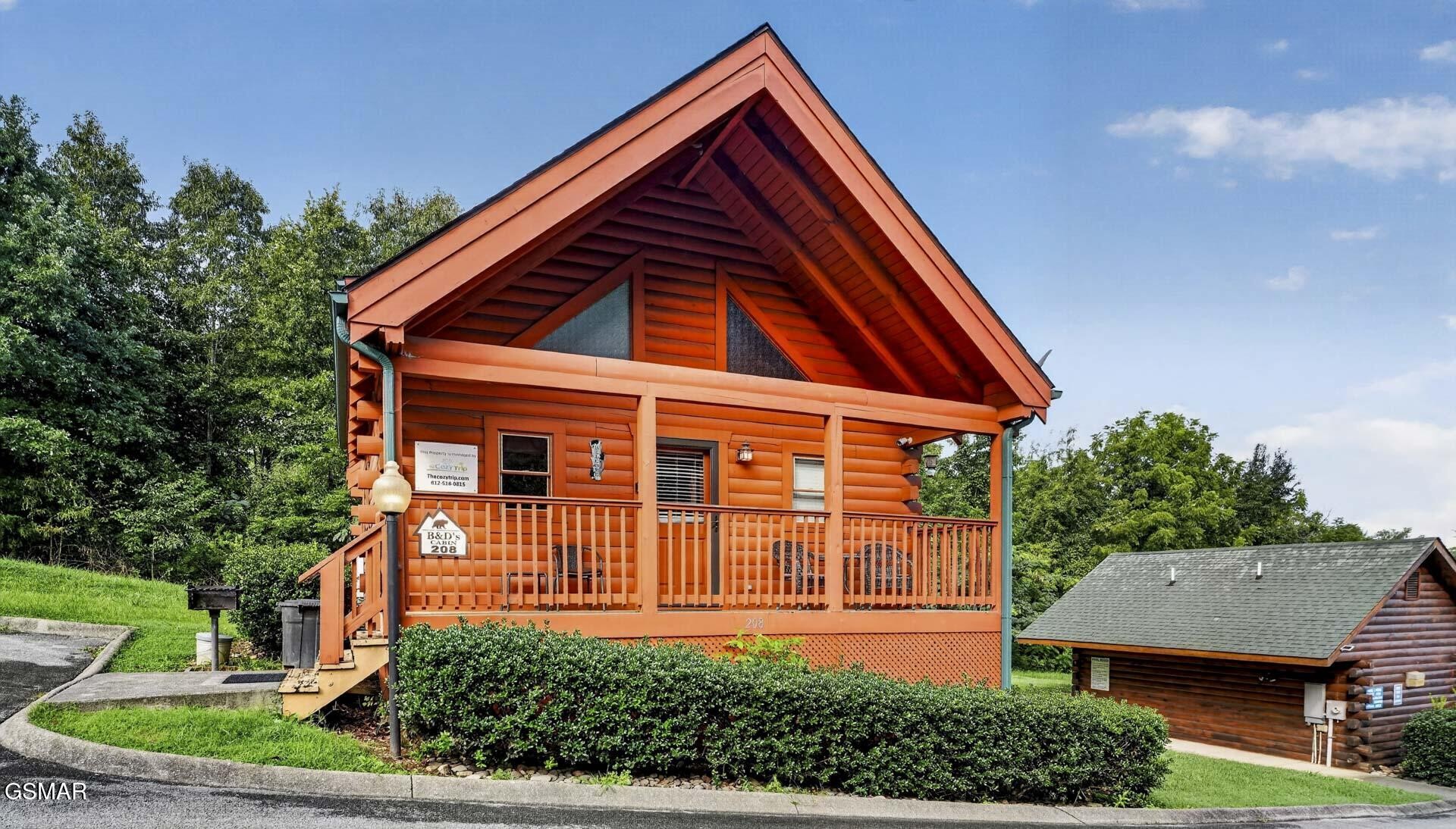 208 Moose Ridge Way, Pigeon Forge, TN 37863
