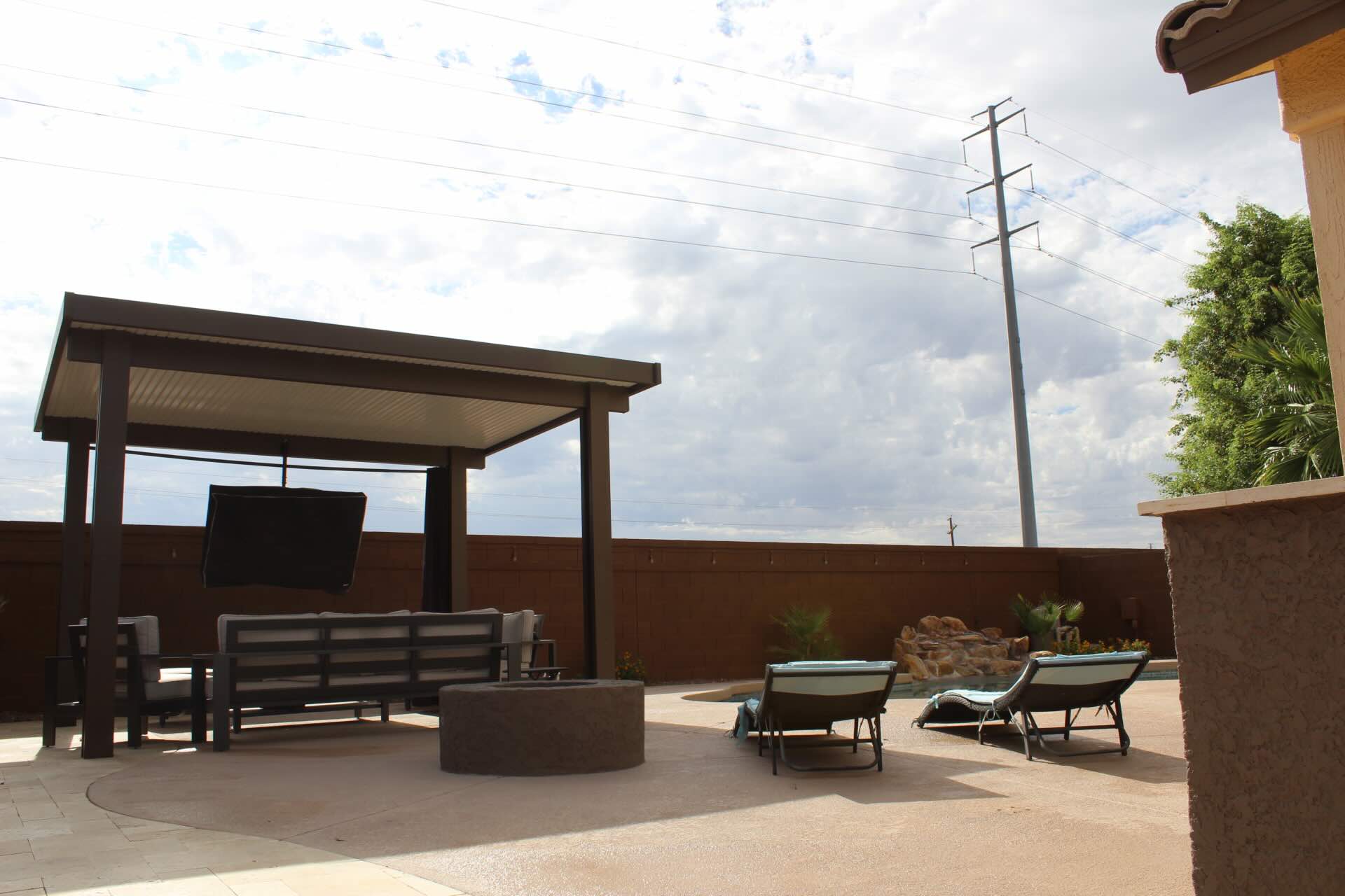Outdoor Kitchens