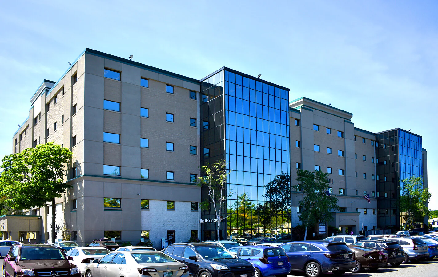 400 West Cummings Park Building