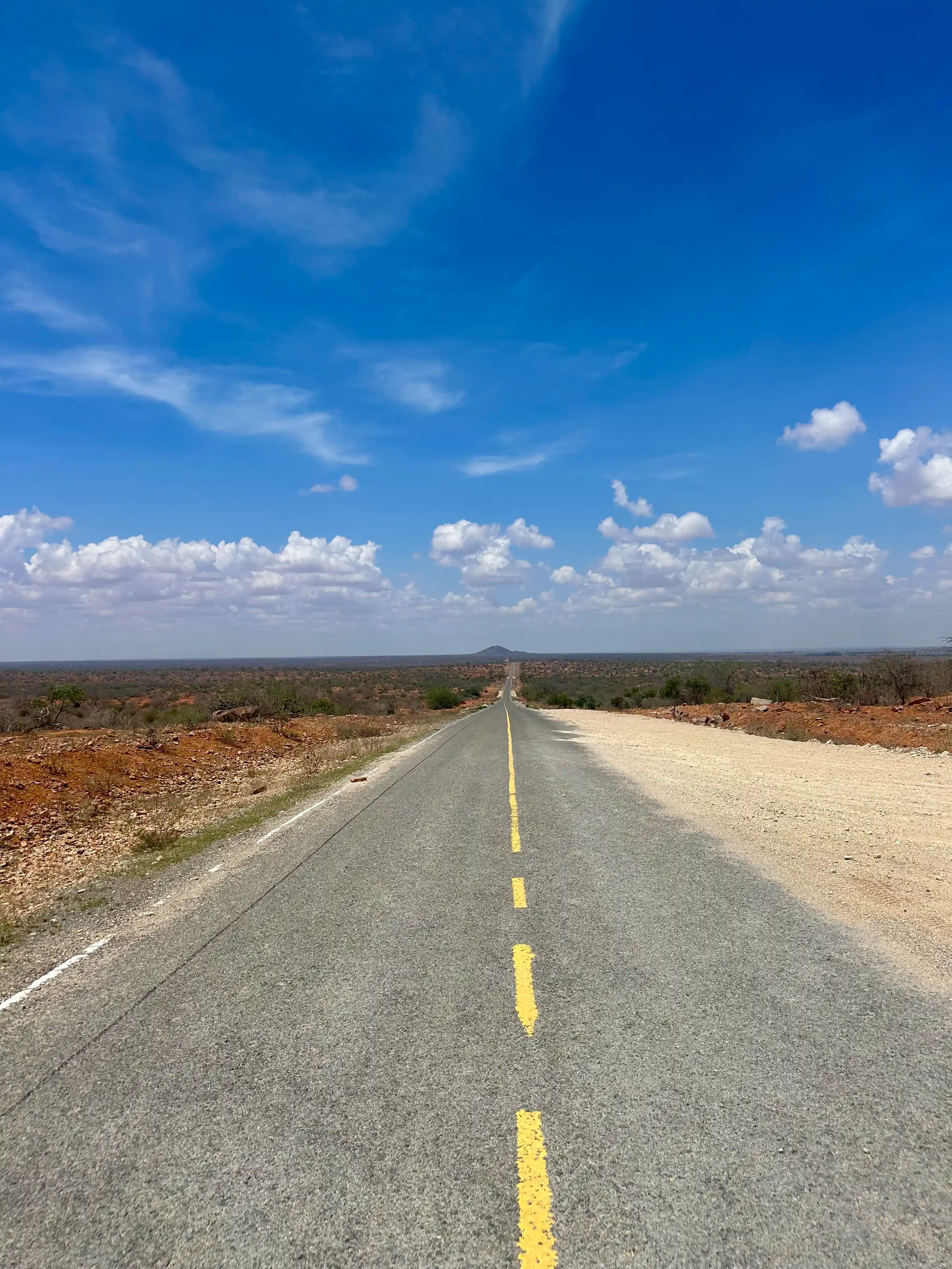 Strada in viaggio - Altara
