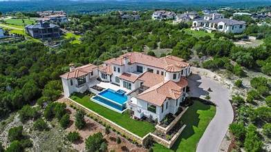 Luxury Living in Spanish Oaks: Austin's Premier Private Community