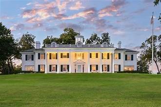 Historic Charm and Architectural Diversity in Lakewood, Dallas