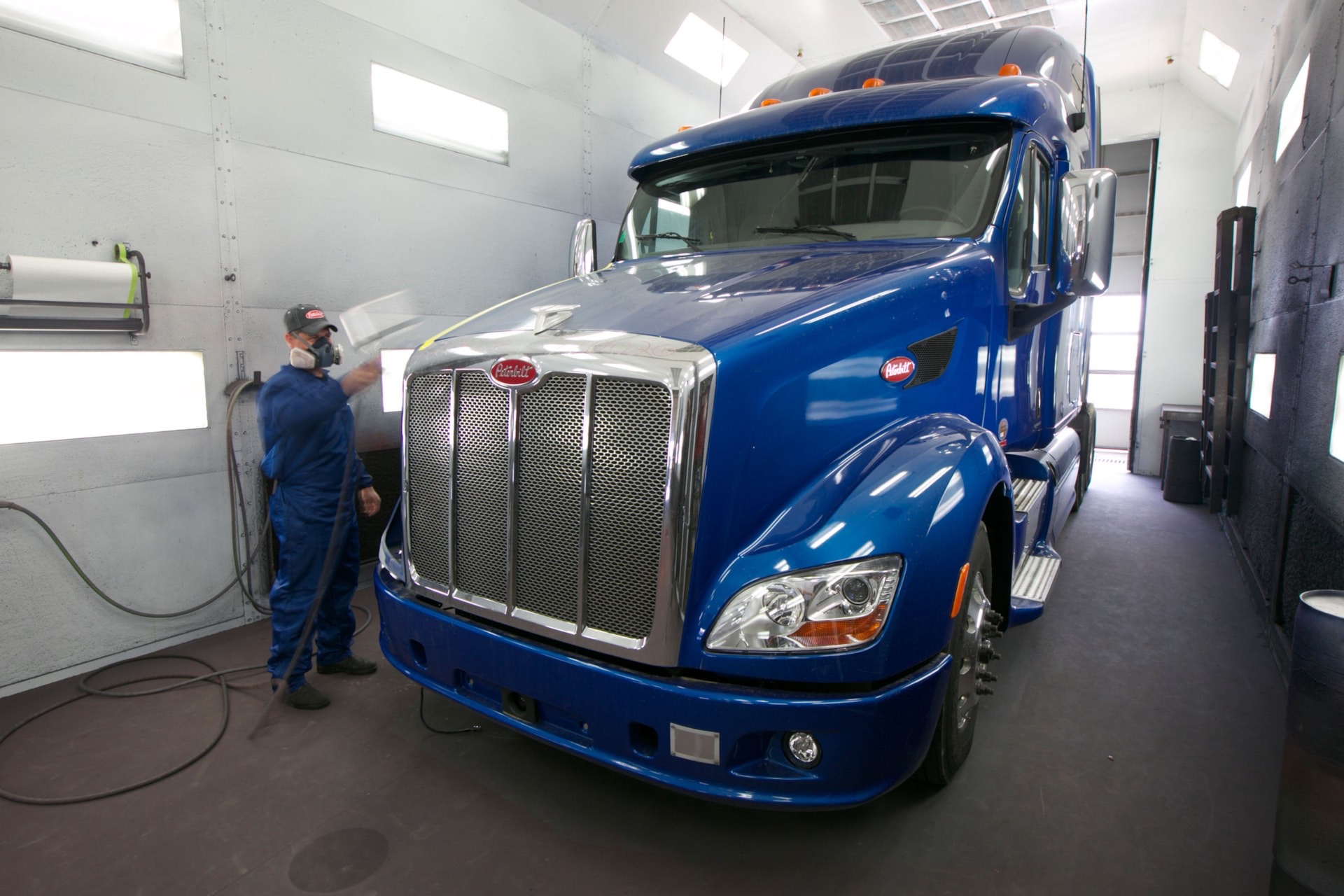 Large Vehicles & Trailers