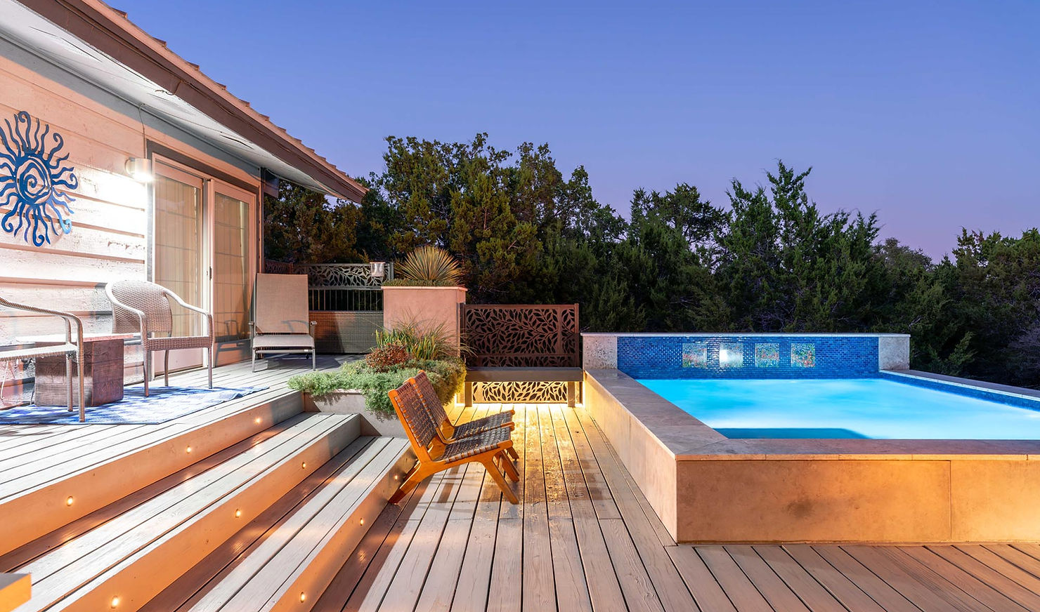 The Sunset Plunge Pool & Deck detail 4