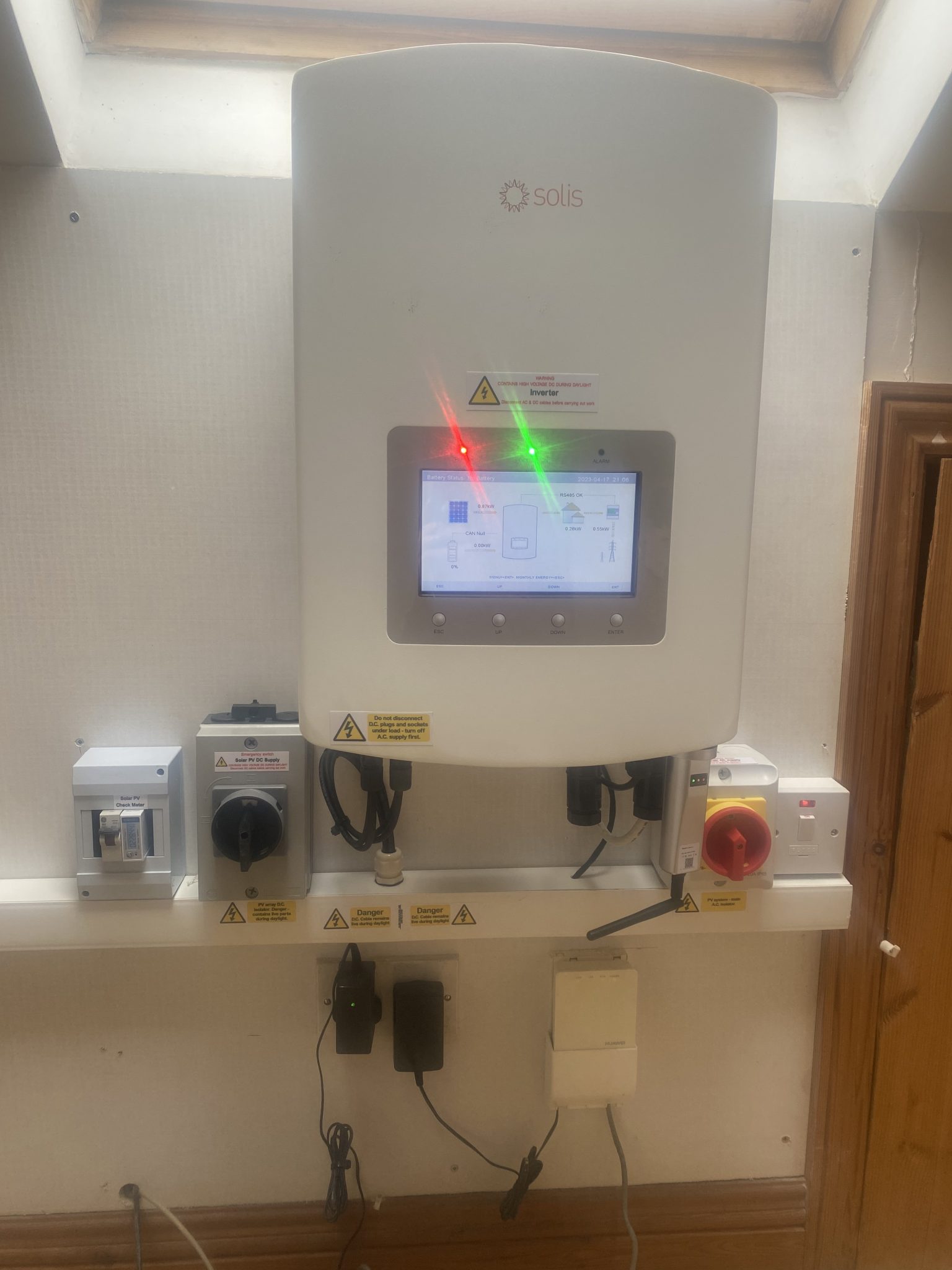 Hybrid inverter installation