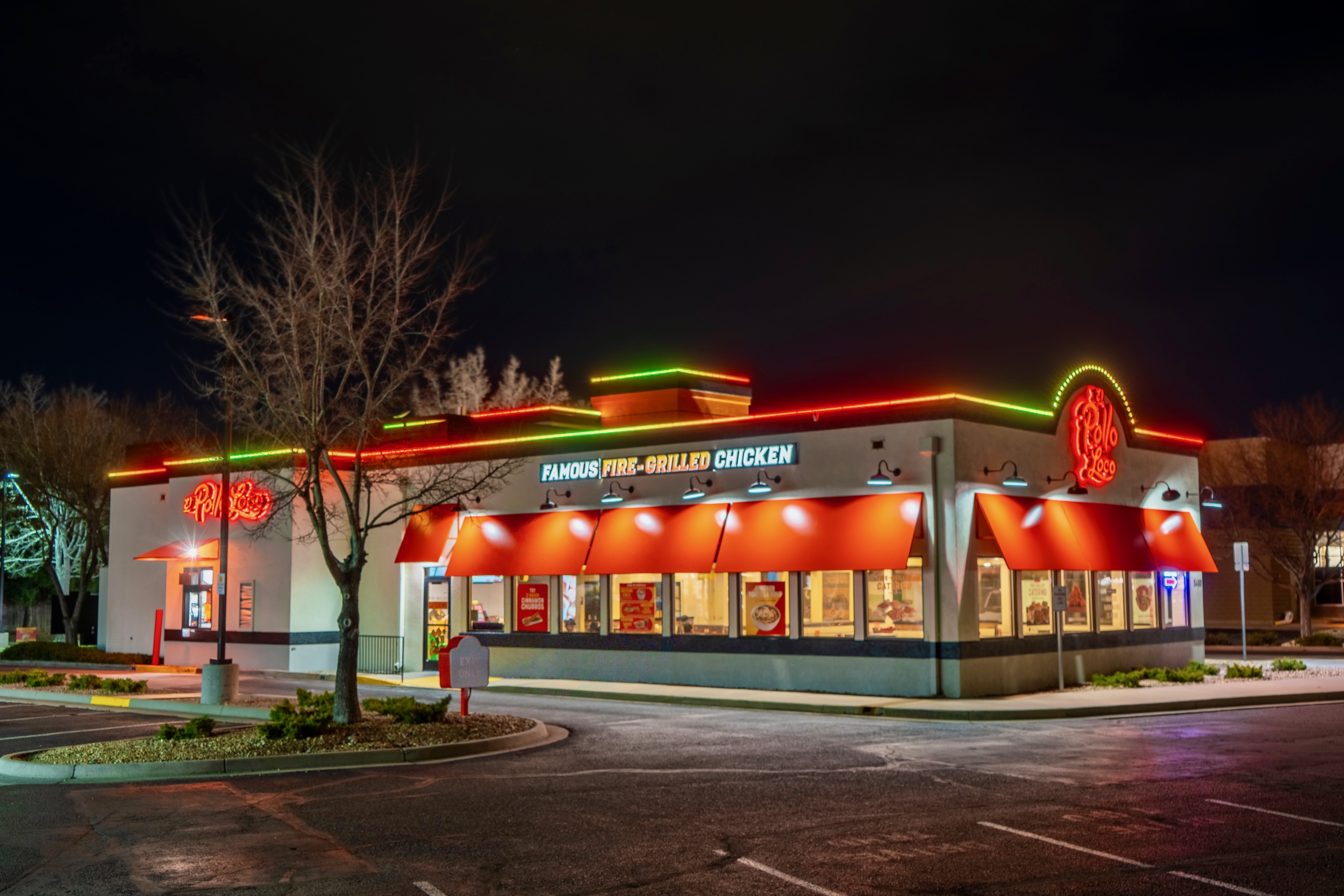 Commercial Christmas light installation for businesses