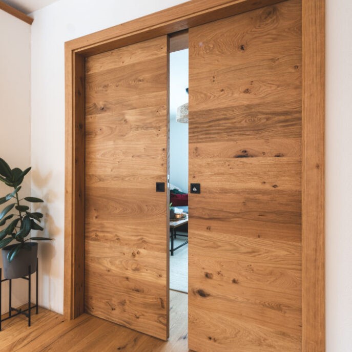 Maßgefertigte Innentüren und Fenster in Flachgau - Tischlerei Holztrattner