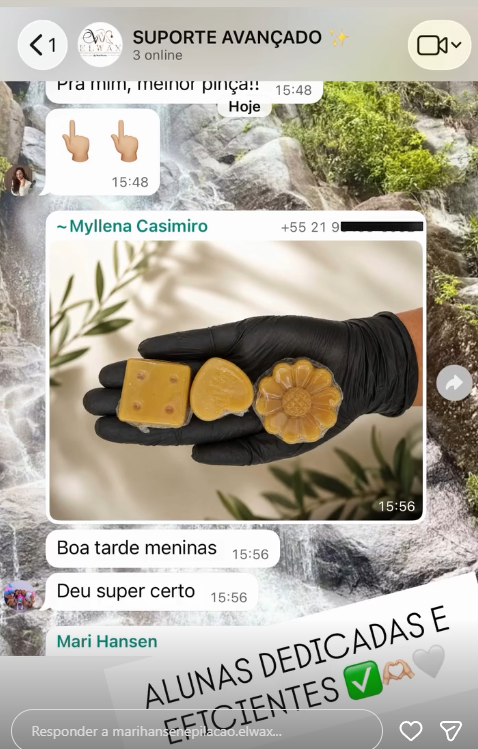 Aluna mostrando as ceras moldadas com sucesso no grupo de suporte