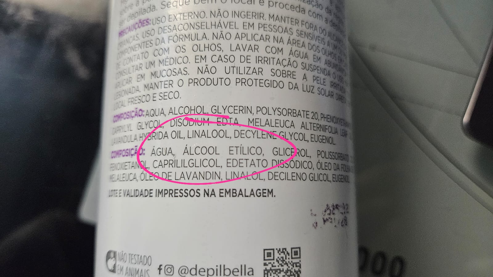 Rótulo de higienizante pré-depilatório comprovando álcool etílico na composição