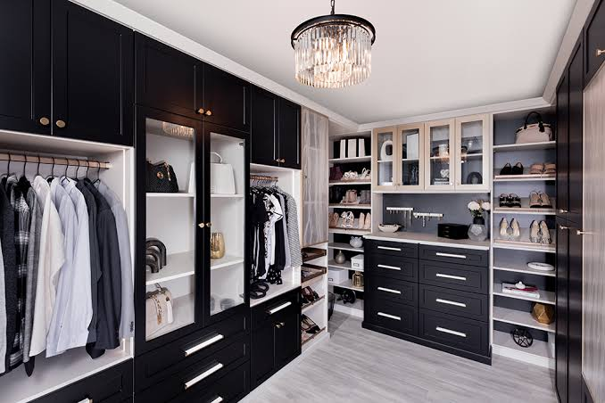 Walk-In Closets Houston