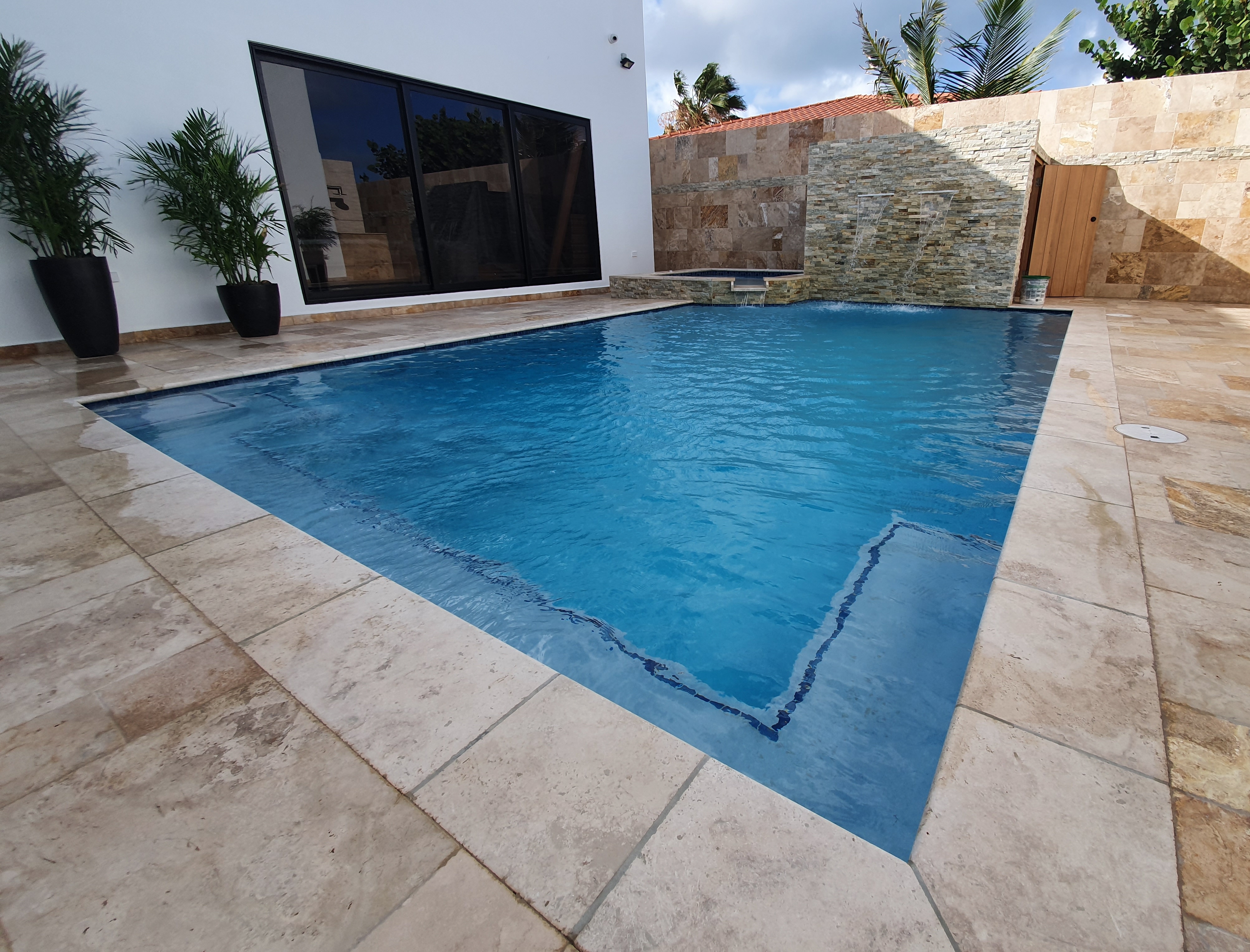 Custom Pool Design