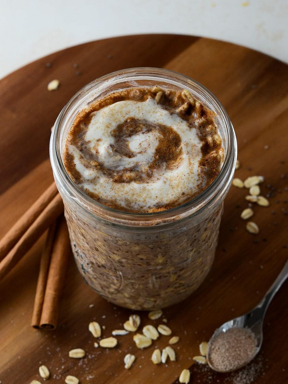Cinnamon Bun Overnight Oats
