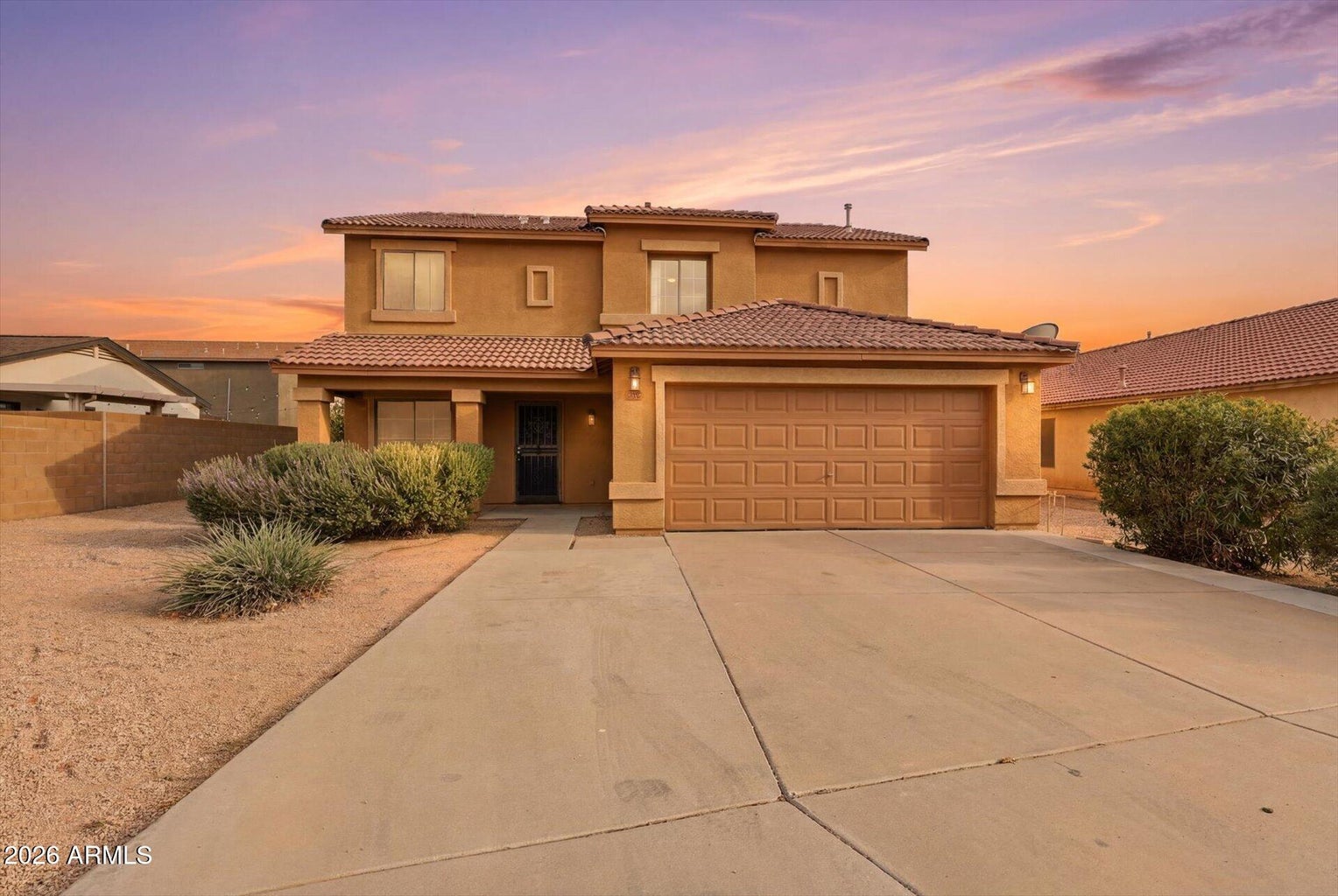 Phoenix homeowner comparing fast sale options