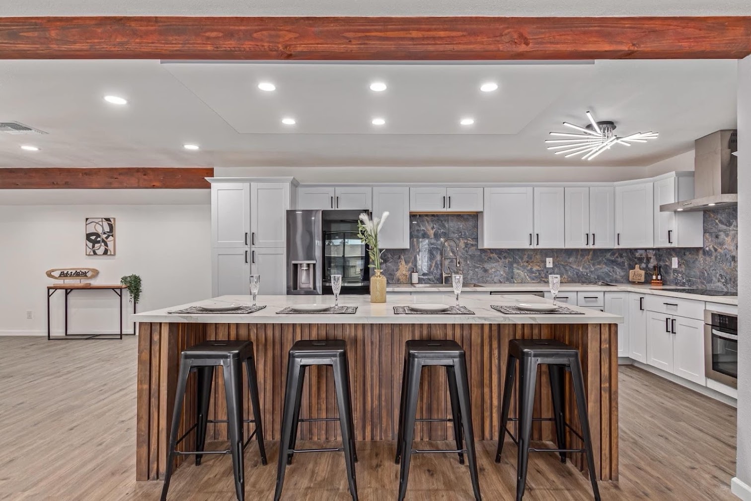 Luxury Kitchen Remodel by Builders For You Construction in Yuma, AZ General contractor in Yuma AZ - luxury kitchen remodel with custom cabinetry and quartz countertops