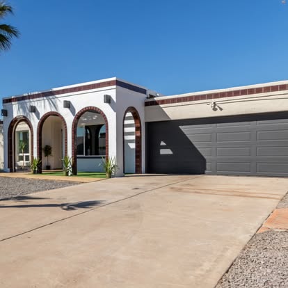 White House Exterior with Arches - Exterior Projects by Builders For You Construction in Yuma, AZ