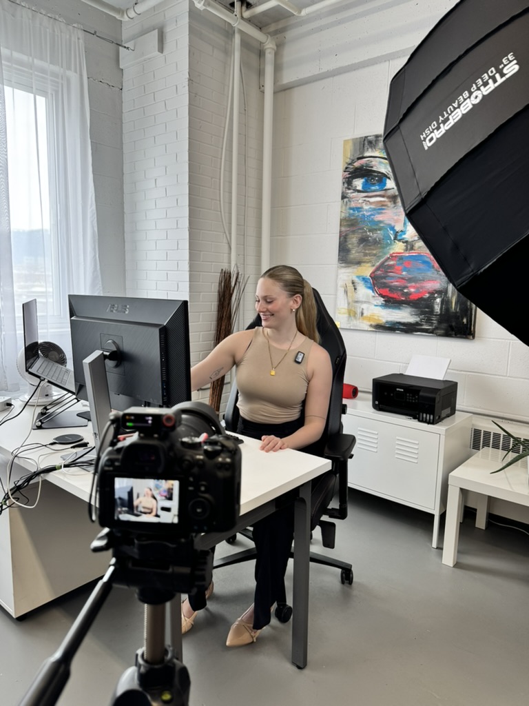 Studio 2