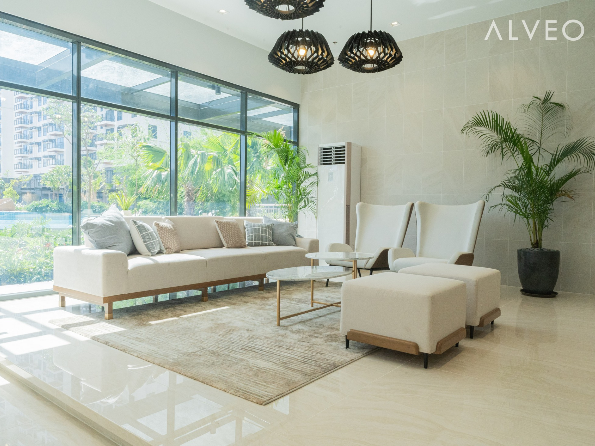 Viento at Cerca Interior 9