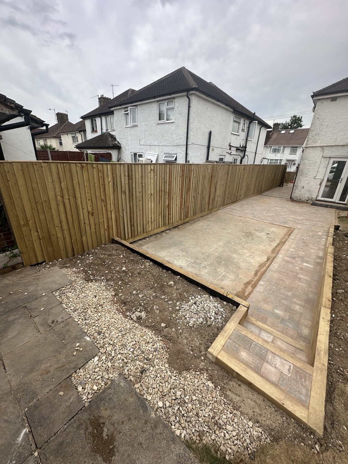 Premium Patio Installers in Oxford & Oxfordshire project 12