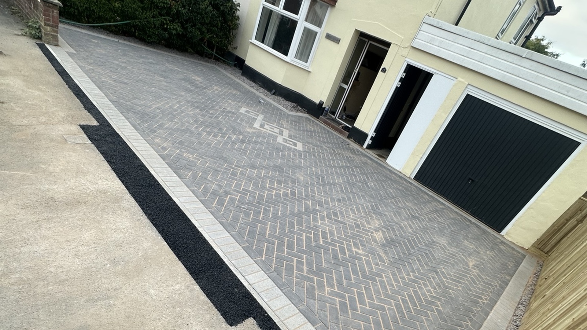 Premium Driveway Installers in Oxford & Oxfordshire project 20