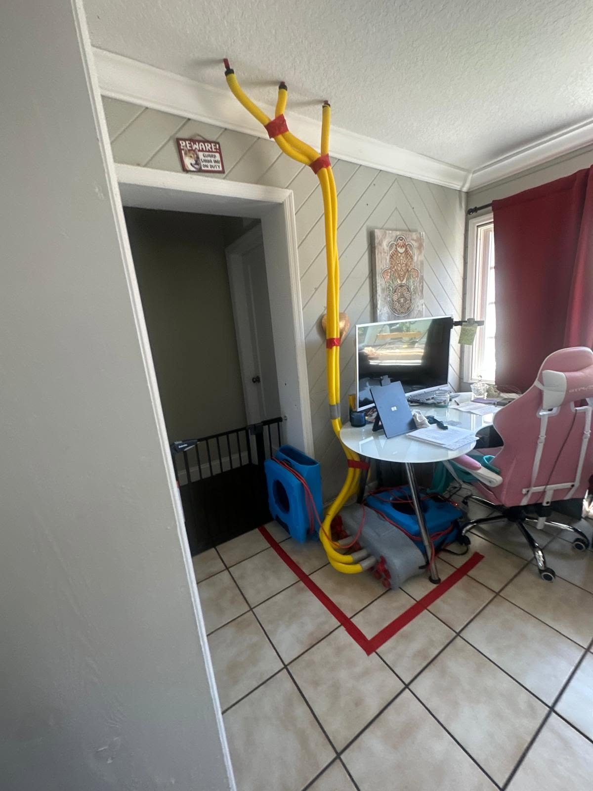 Structural drying setup in home office
