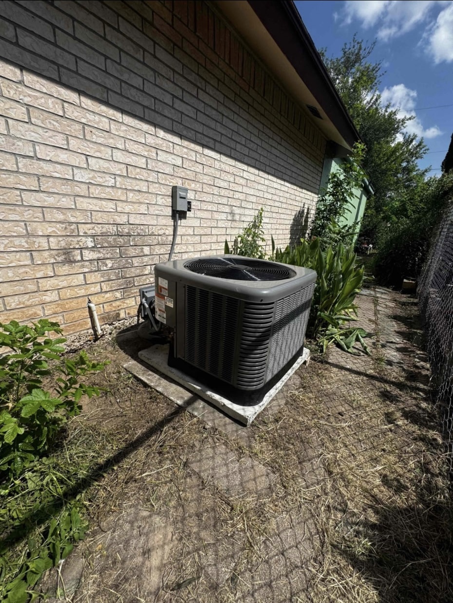 Residential AC condenser unit