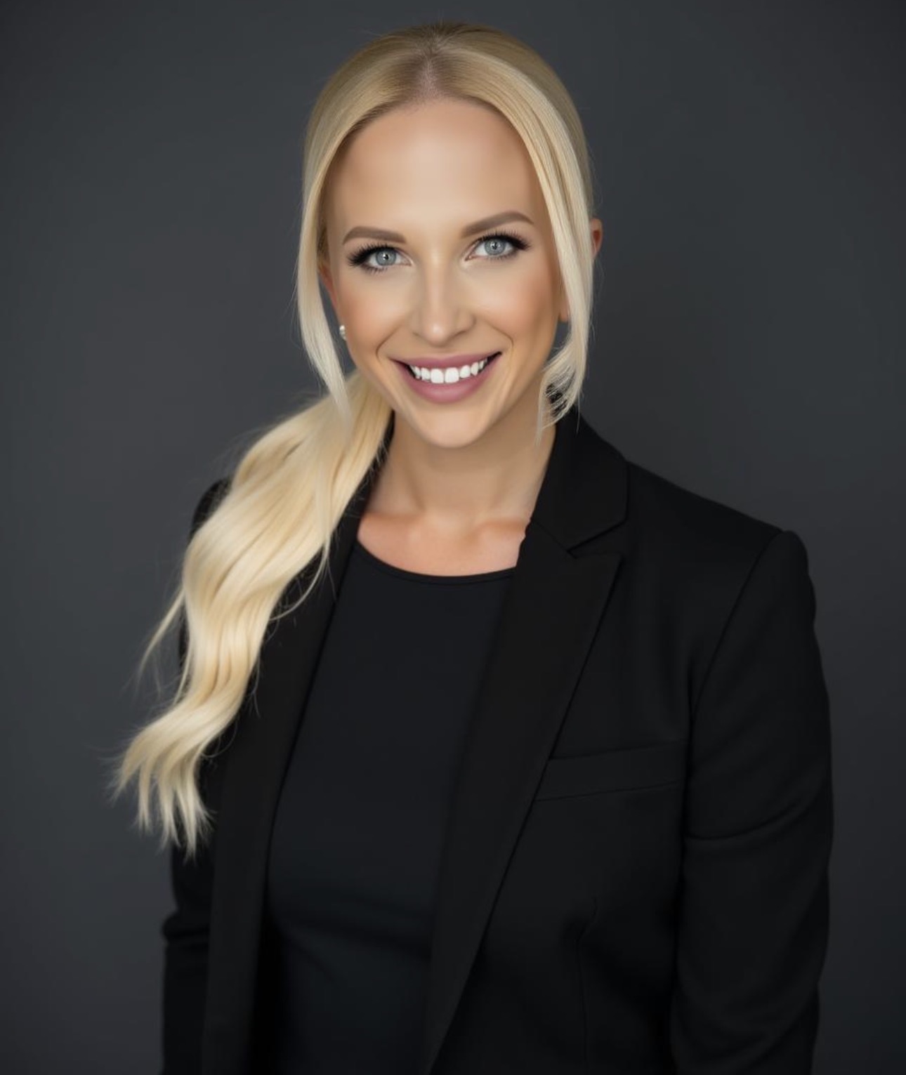 Kristin White