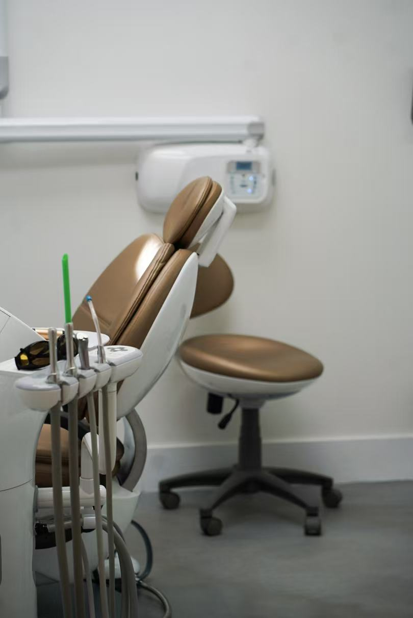 Dental treatment chair and equipment