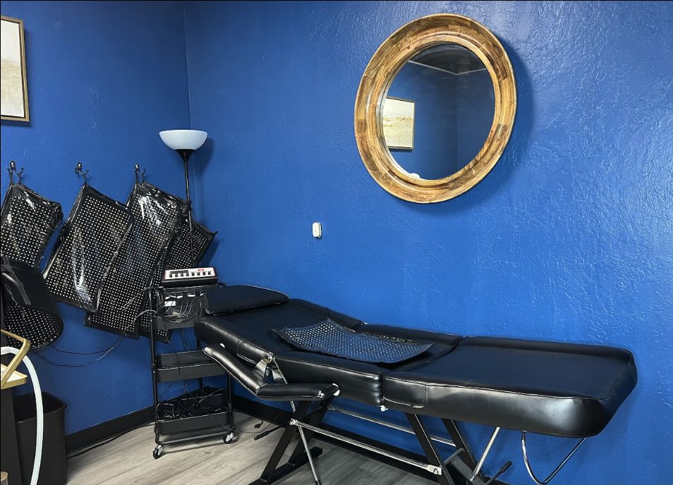 Real red-light room at Hydro Body Sculpt in Concord