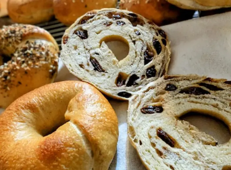 Cinnamon Raisin Sourdough Bagels