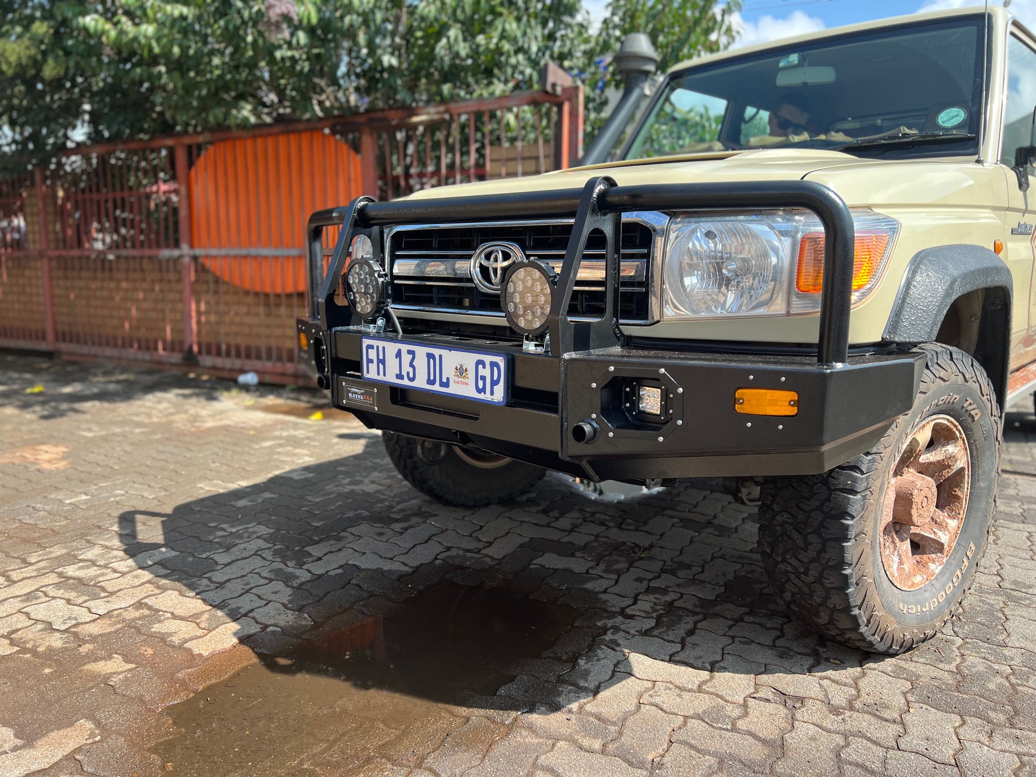 Land Cruiser 79 Front Bumper