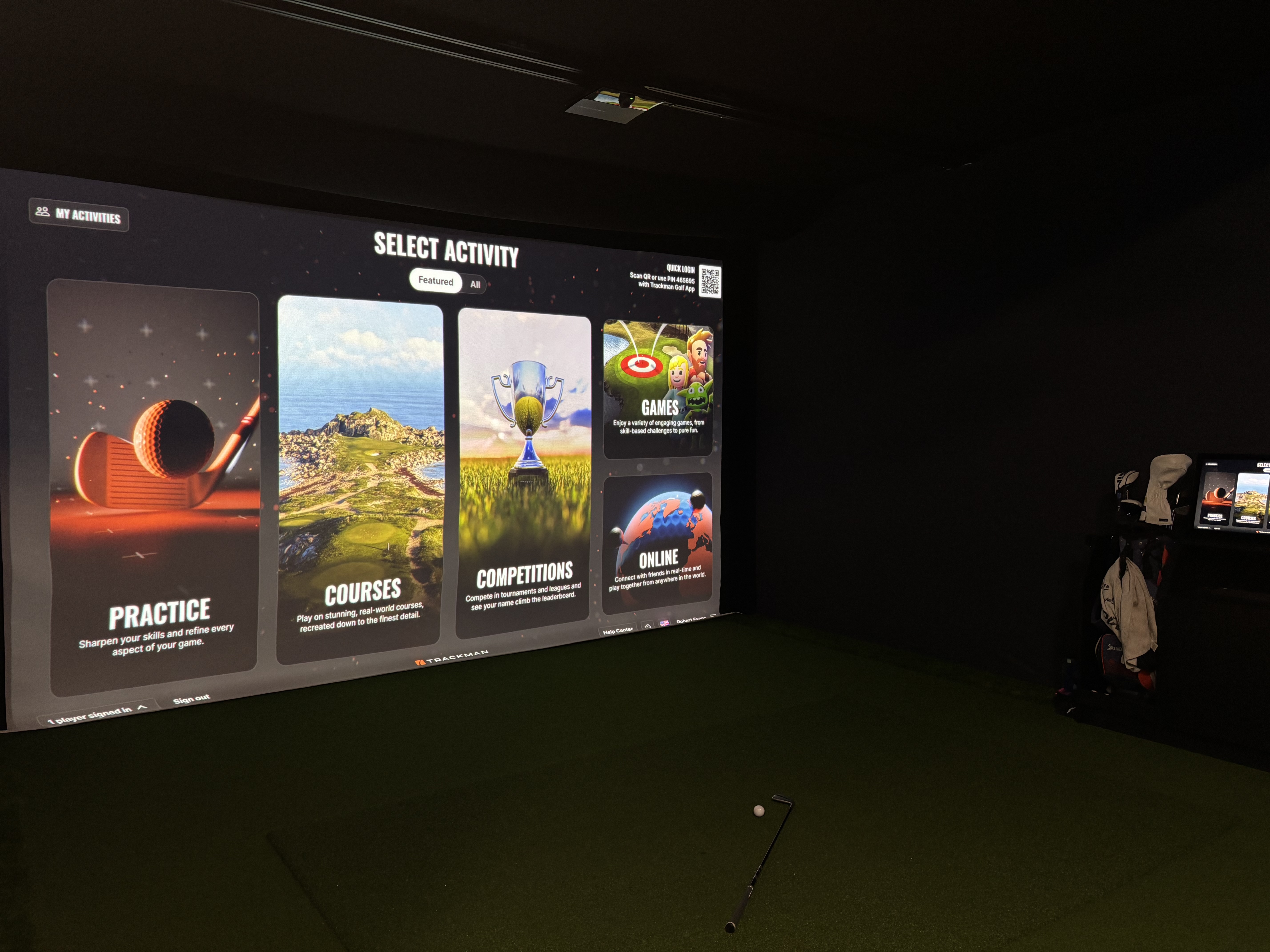 Castleview Golf Studio Simulator Screen