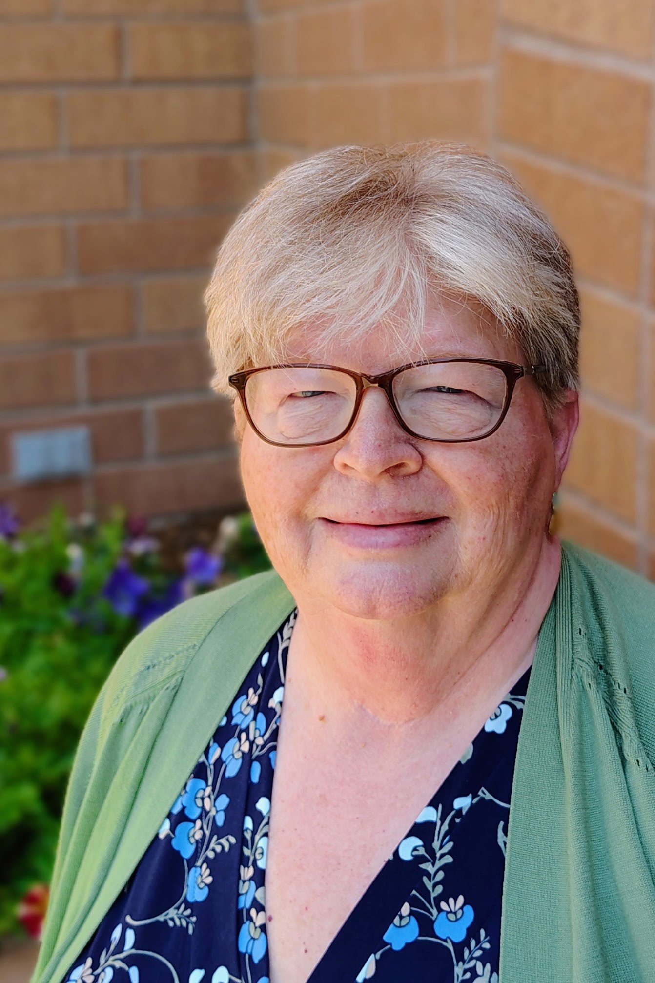 Dr. Rebecca Reeves