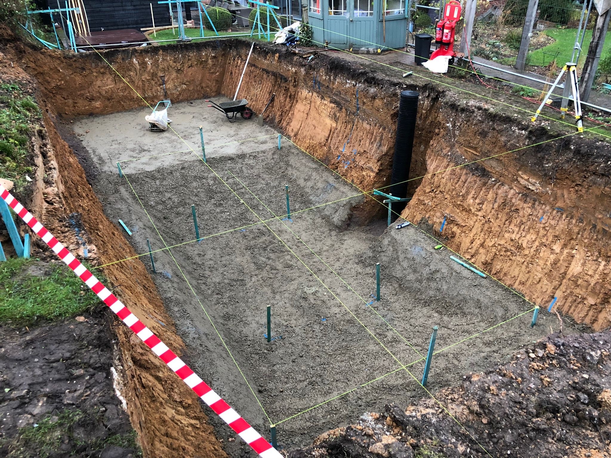 Swimming pool construction process and structural groundwork by Poolcourt