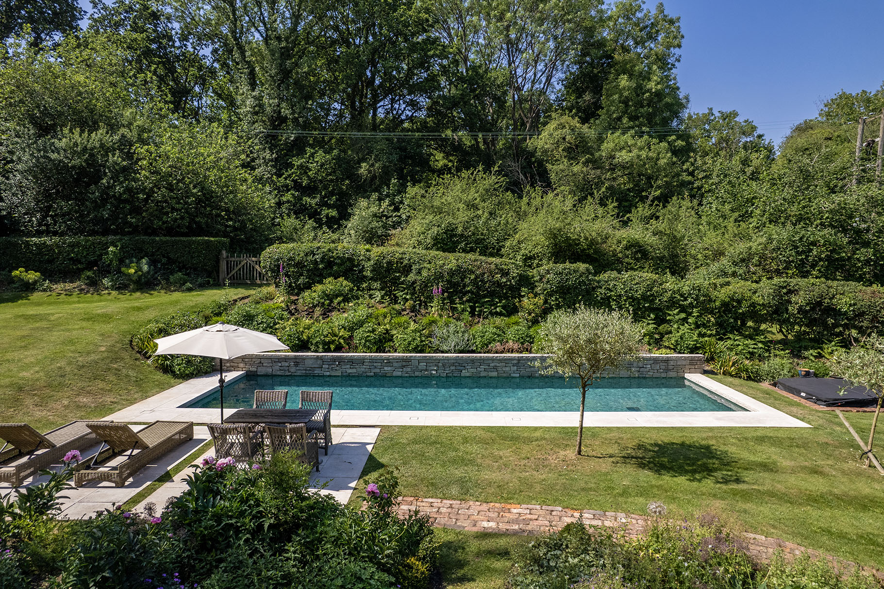 Built To Perform For Years - Luxury Pool Design and Construction by Poolcourt