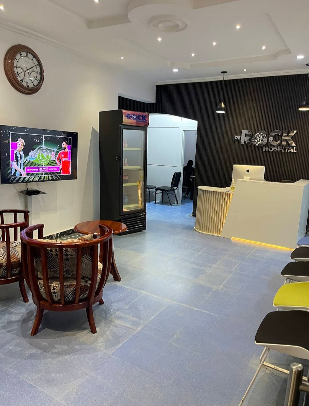 Comfortable Lounge Area