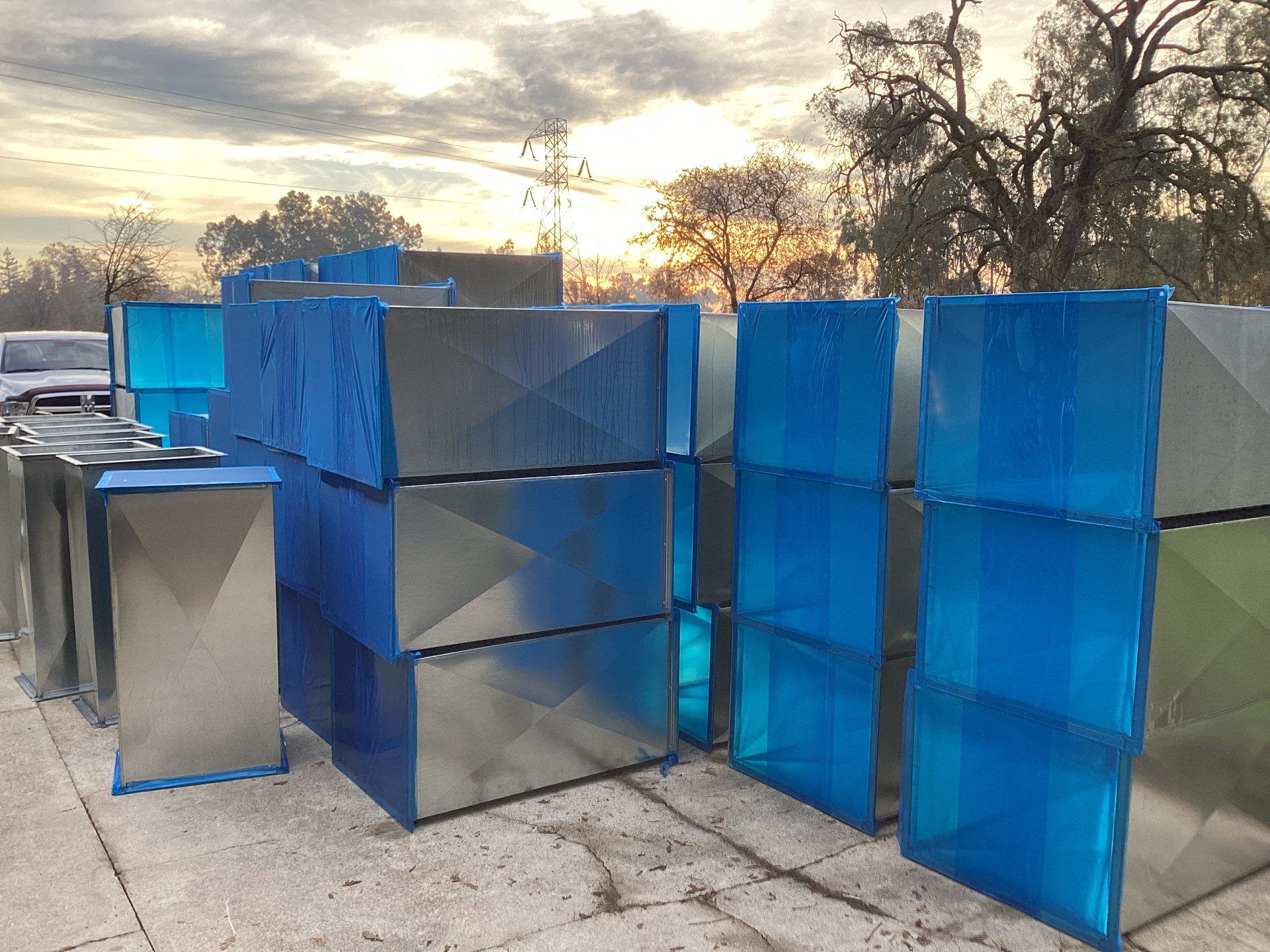 Stacked metal ducts