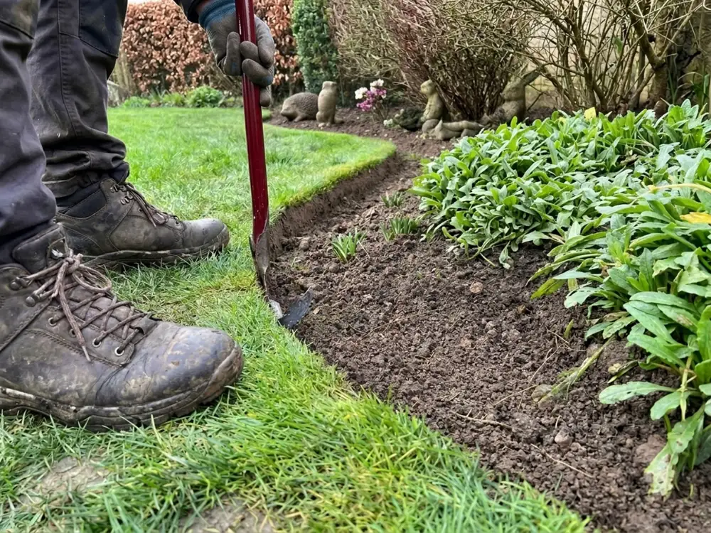 Edging and trimming in McMinnville OR | Oregon Sentinel Lawn Care