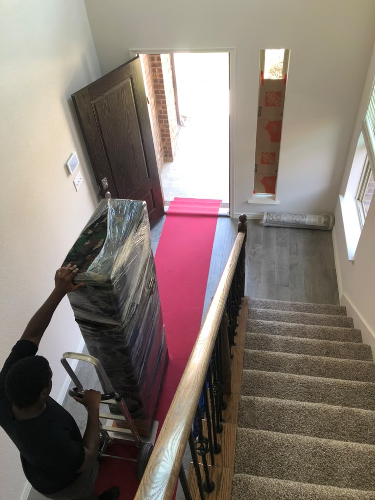Moving company in action 5