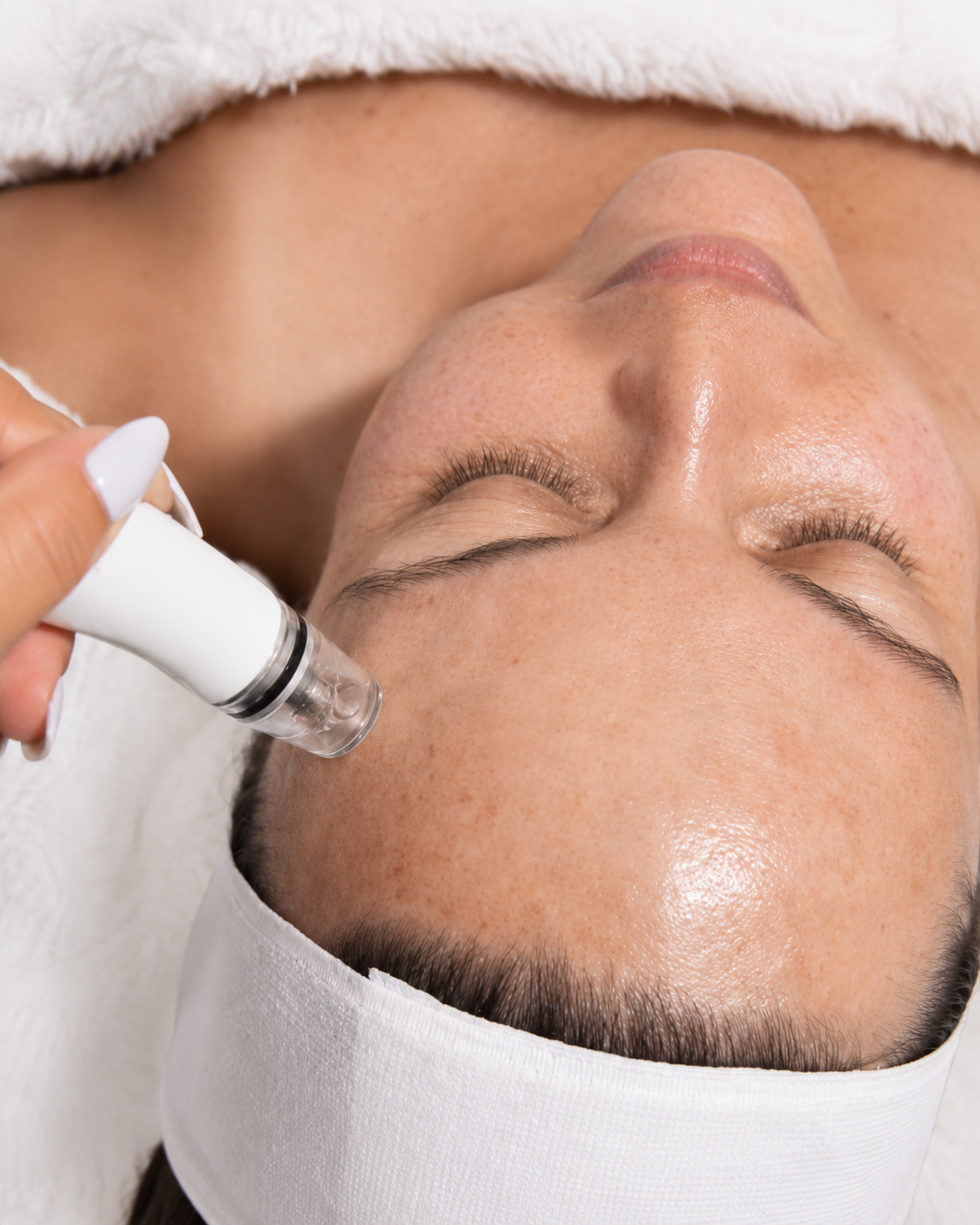 DiamondGlow Facial
