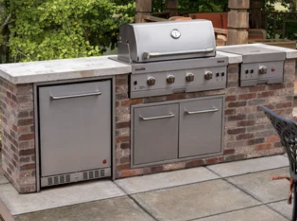 Brick Outdoor Kitchen