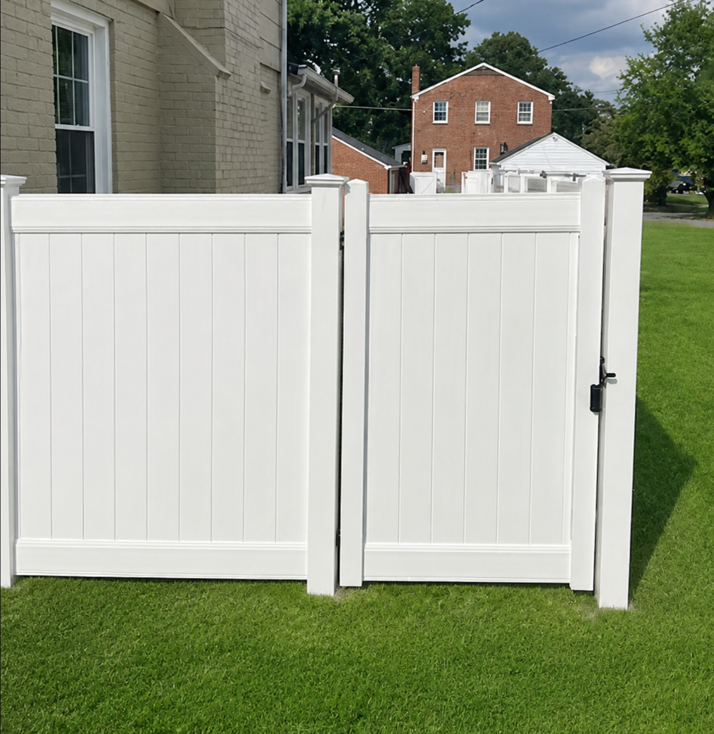 White Vinyl Double Gate