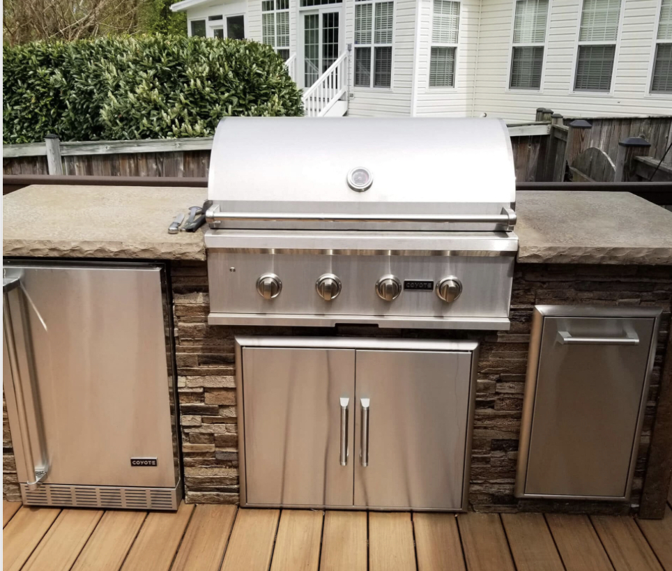 Built-In Stainless Steel Kitchen Suite